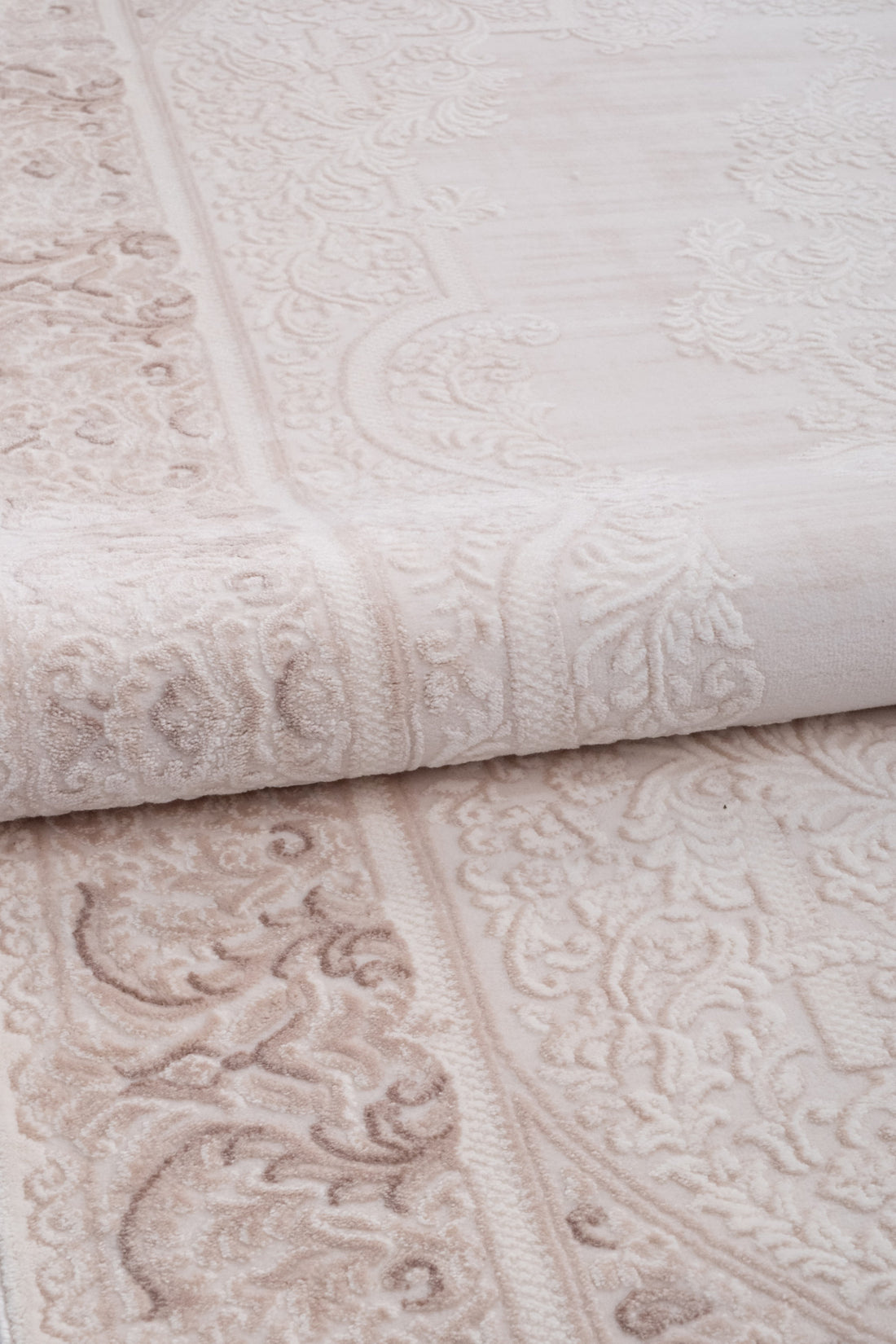 Pudra-Bej Alegra Klasik Motif Desenli Akrilik Halı