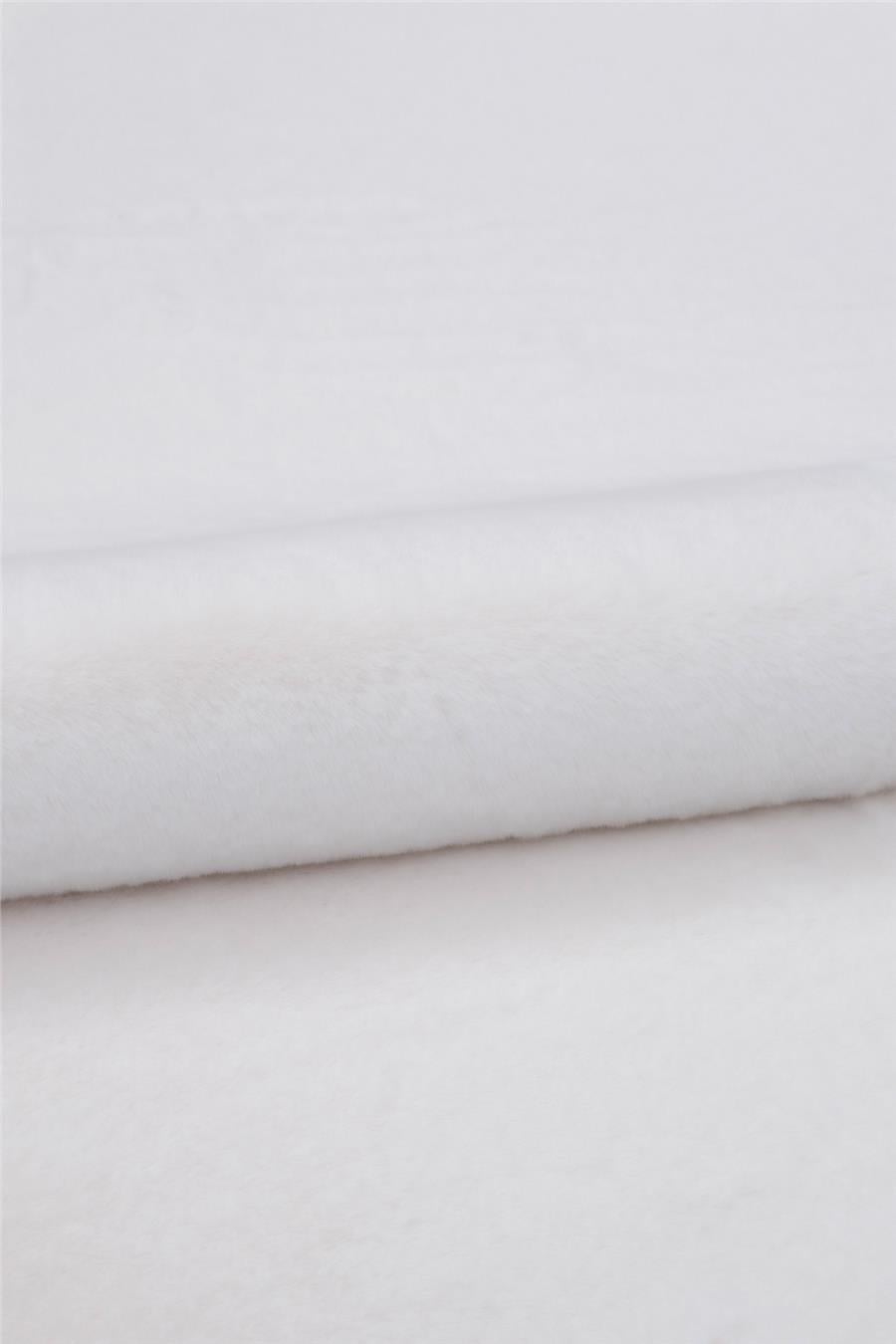 Peluş Beyaz Makinede Yıkanabilir Post Halı